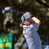 Marbella's Ángel Hidalgo in action.