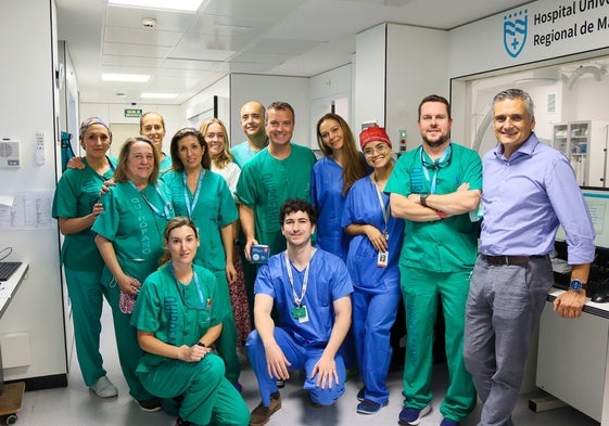 The multidisciplinary team that successfully carried out this intervention.