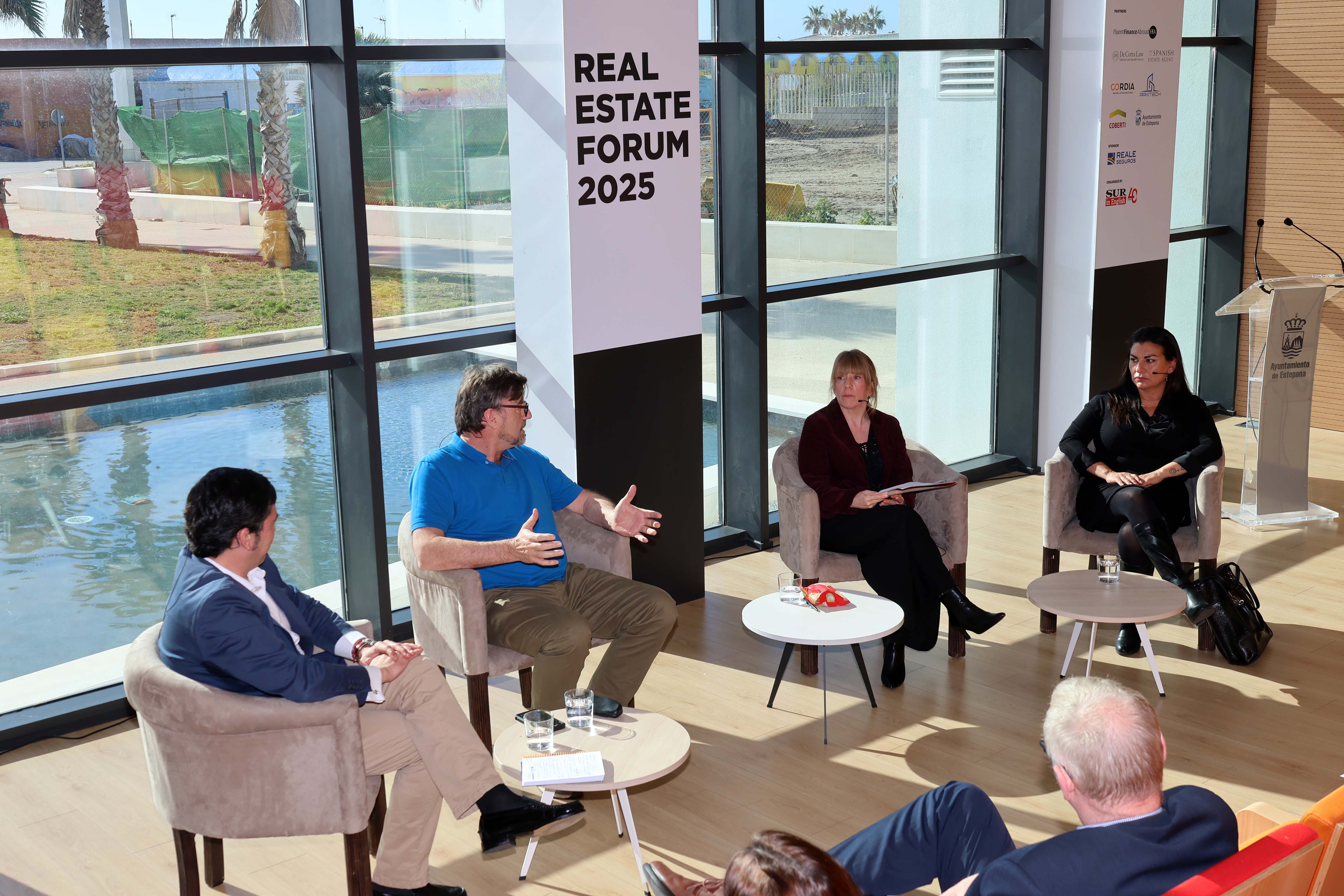 SUR in English real estate and property investment forum in Estepona, in pictures