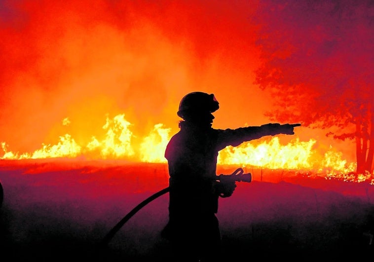 Over 3,500 km2 burn in wildfires in two weeks in Spain but cooler air and rain helps the crisis