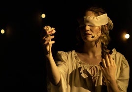 The soprano Annie Fassea plays the main character in the opera 'The Sleepwalker'.