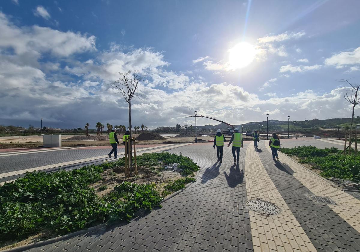 Imagen principal - This is what the Gran Parque de Mijas will look like, in pictures
