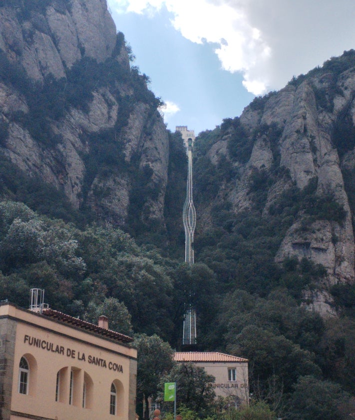 Imagen secundaria 2 - Montserrat views.